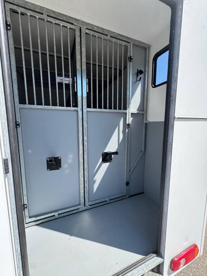 Horsebox HGV AP Petit  2013 Used