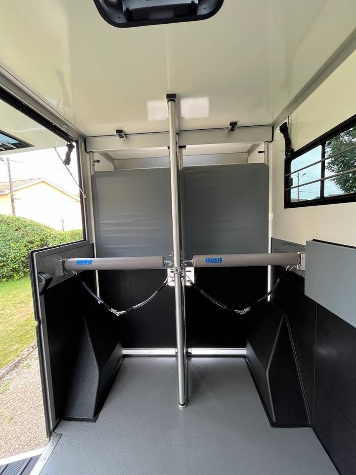 Horsebox HGV Iveco IVECO 0 New