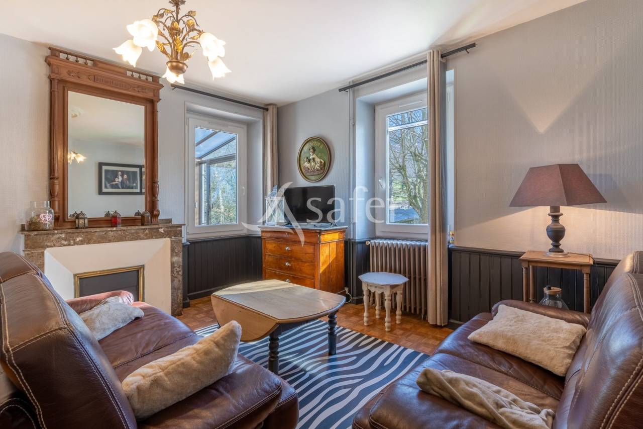 Other country property  tarn