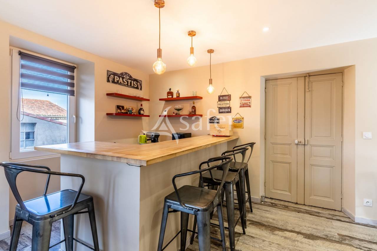 Other country property  tarn