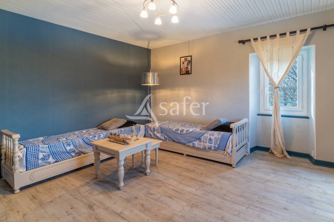 Other country property  tarn