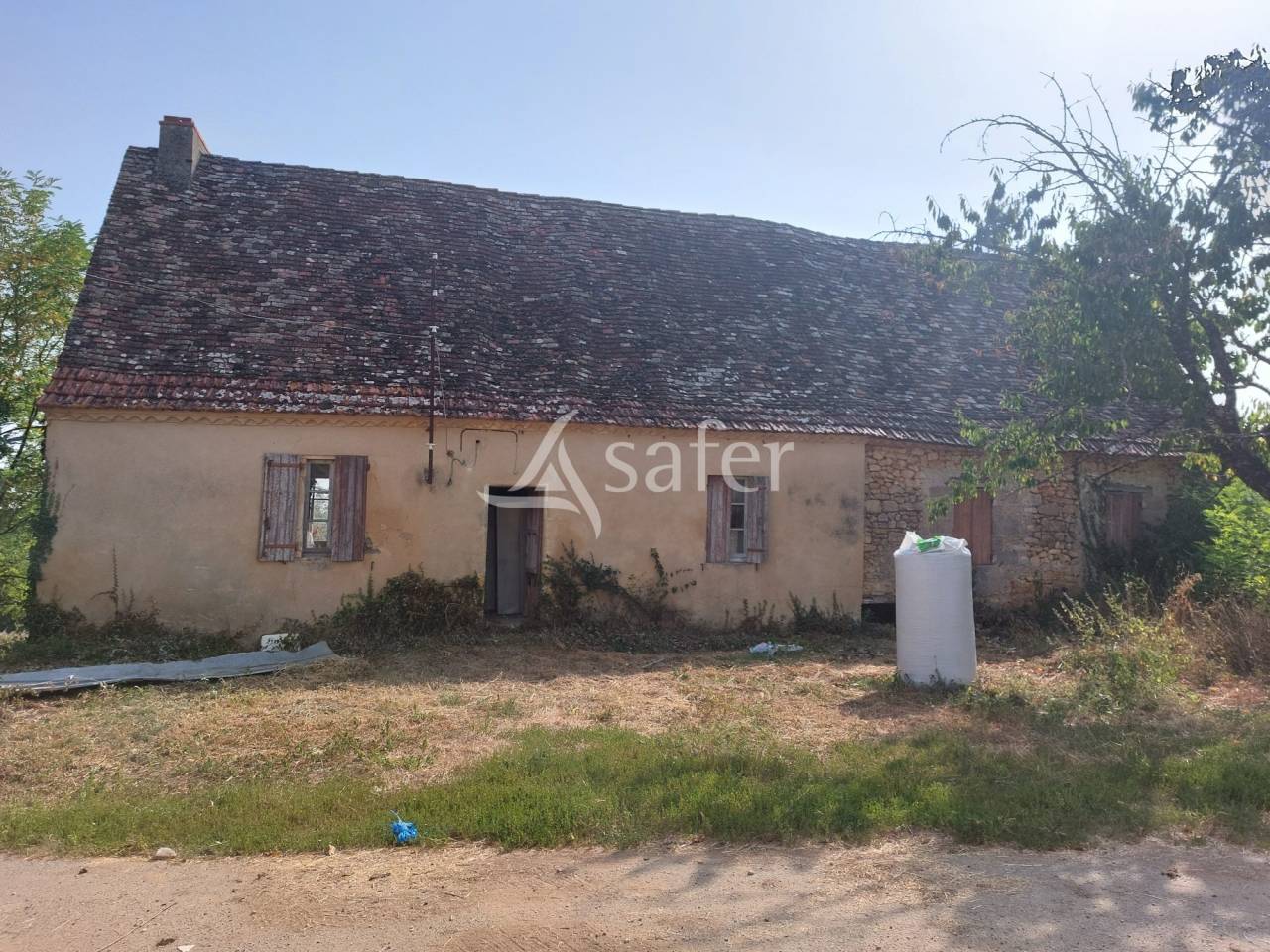 Sheep farm  Dordogne