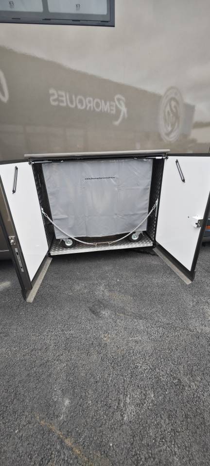 Horsebox NON-HGV Krismar Volvo FH500 6 chevaux gamme pro 2025 New