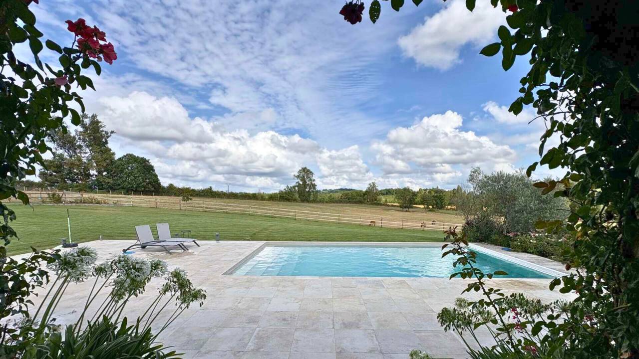 Luxurious equestrian property  Lot-et-Garonne
