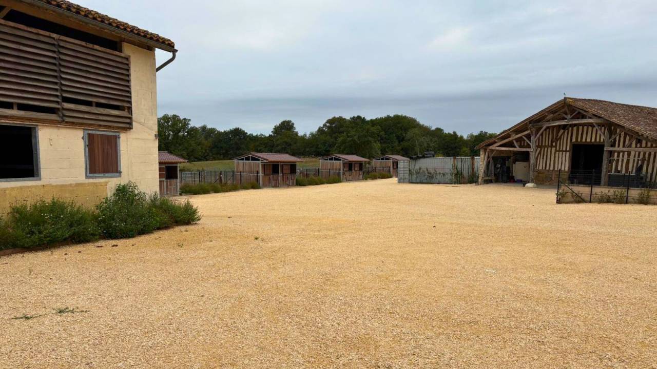 Luxurious equestrian property  Lot-et-Garonne
