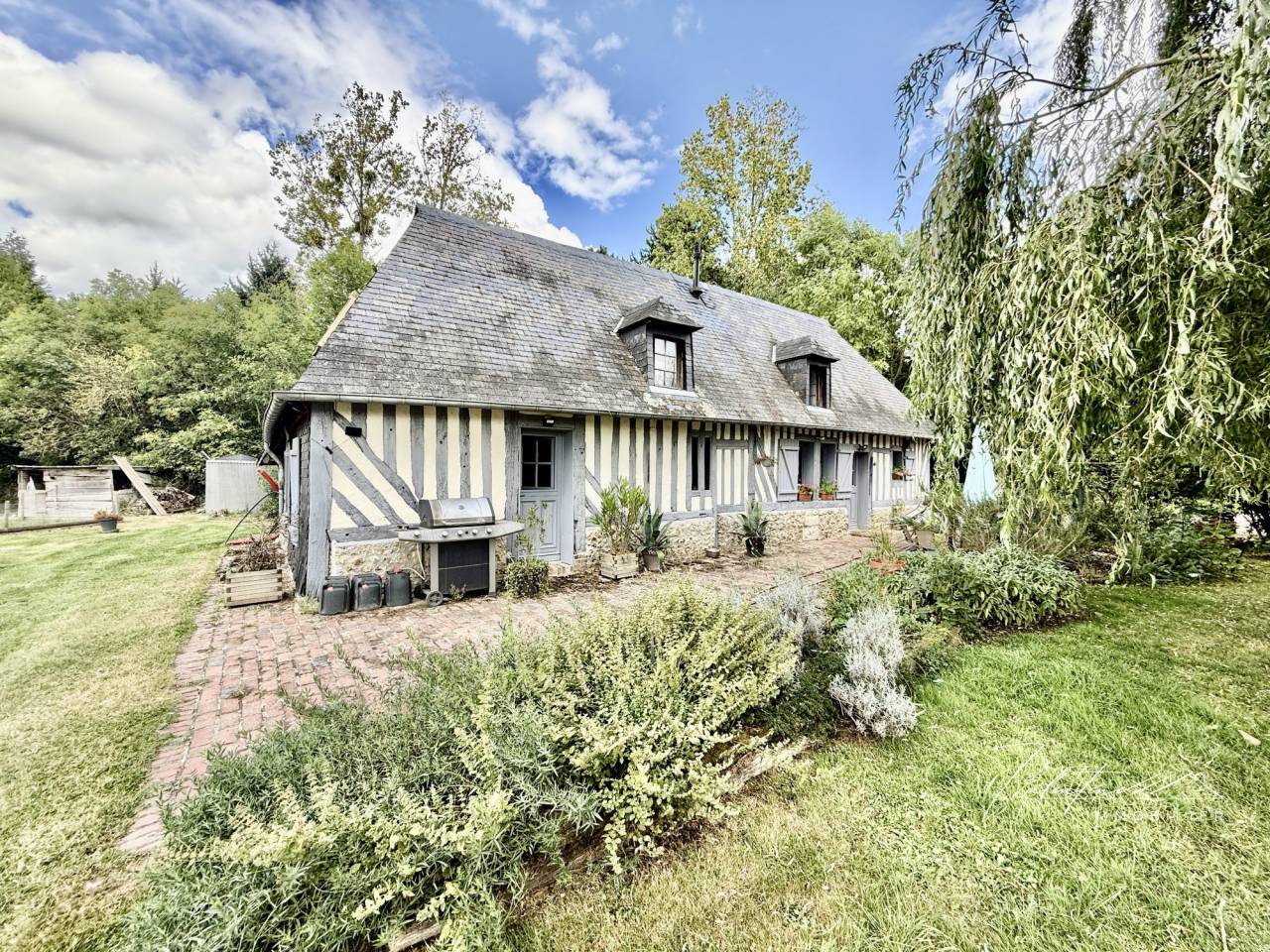 Equestrian property  Calvados