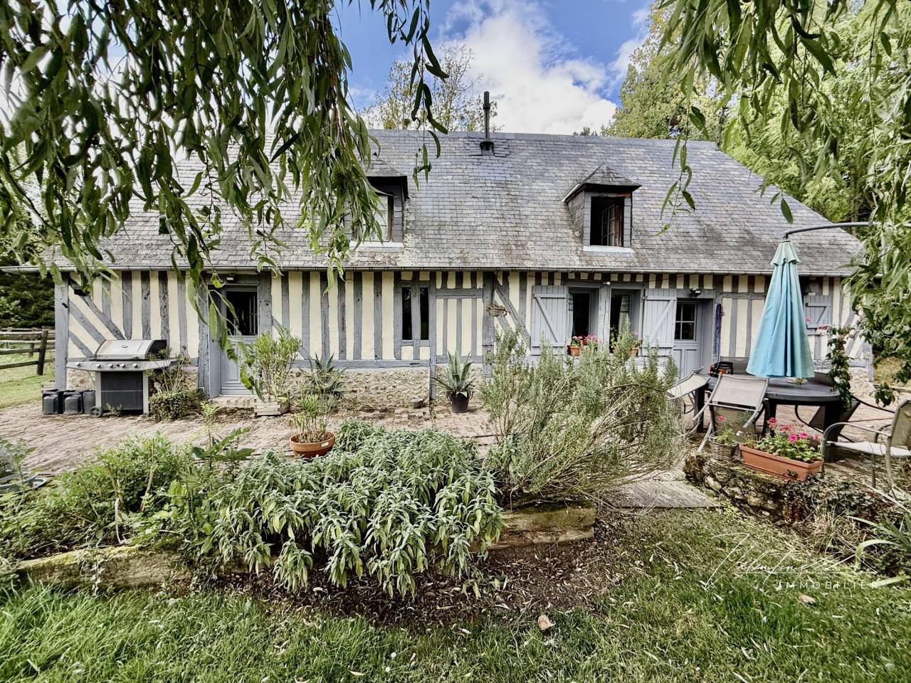 Equestrian property  Calvados
