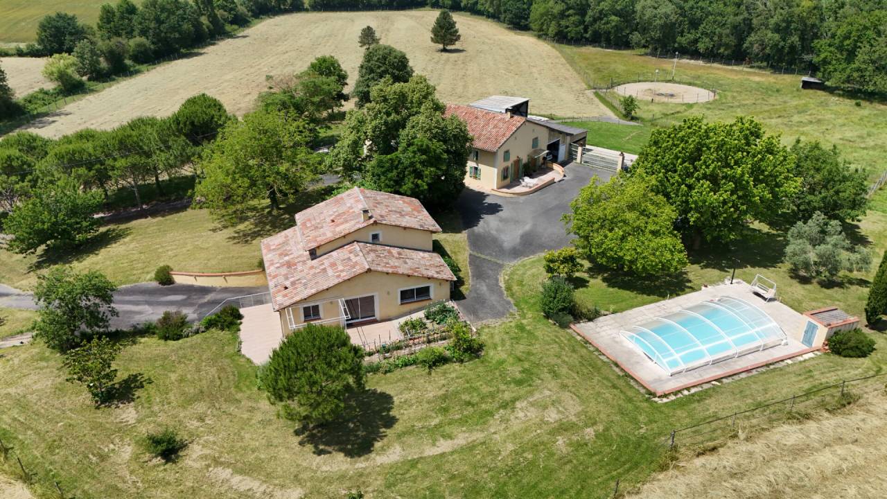Equestrian property  Haute-Garonne
