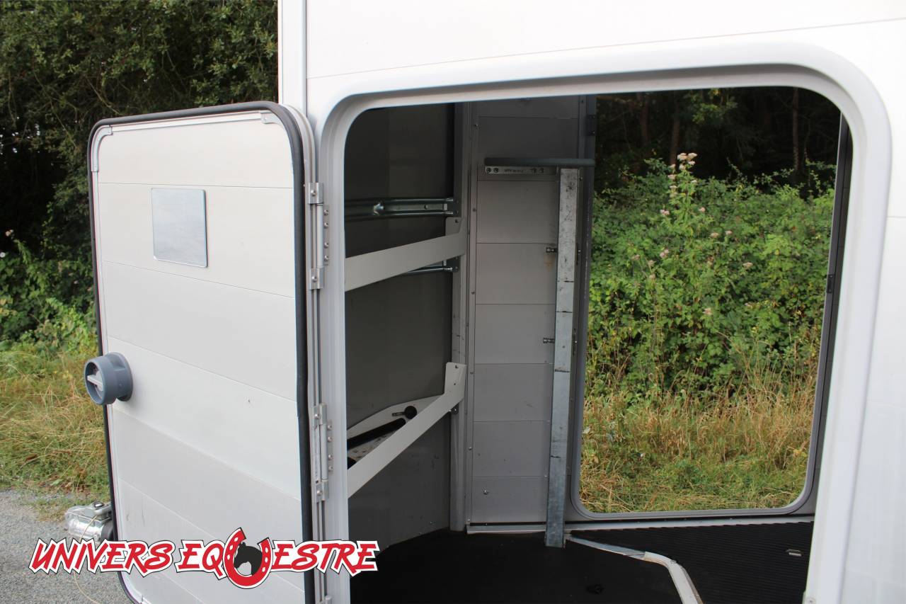 Horse trailer Ifor Williams  1,5 Stalls 2015 Used