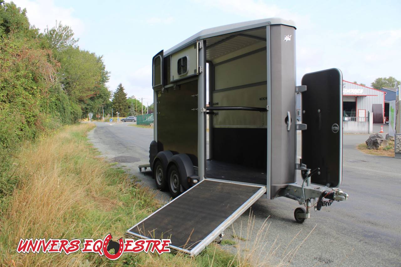 Horse trailer Ifor Williams  1,5 Stalls 2015 Used