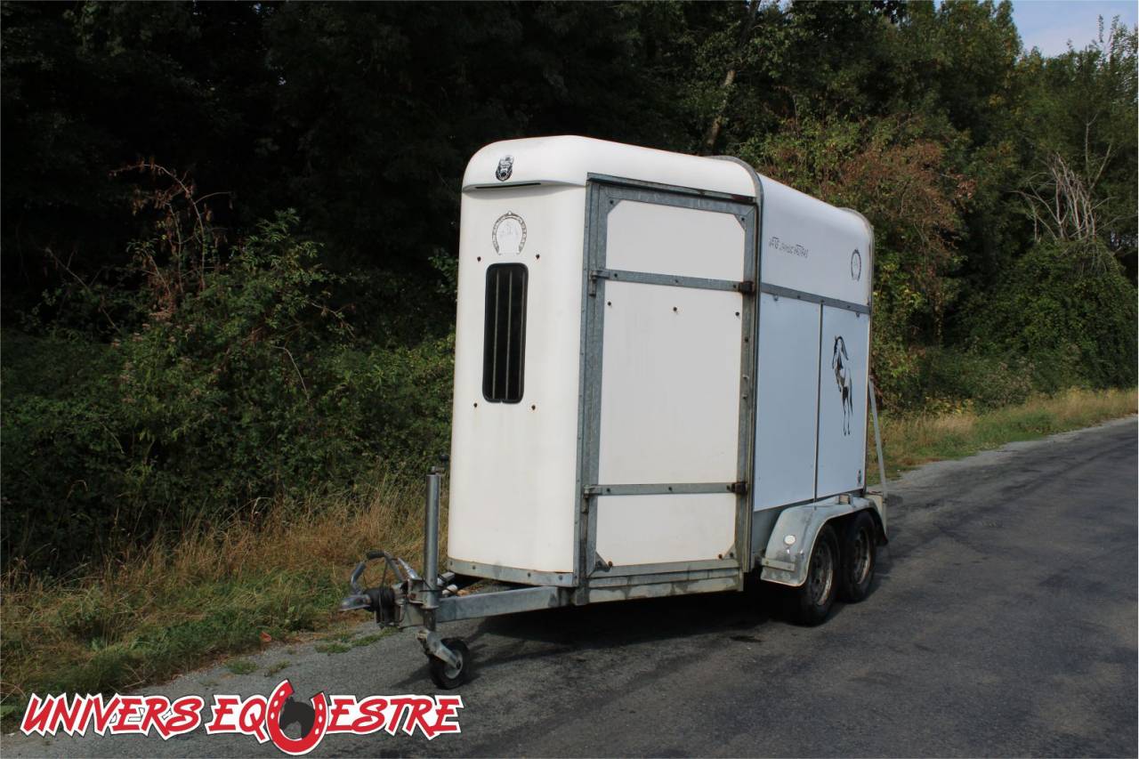 Horse trailer Fautras  1,5 Stalls 1996 Used