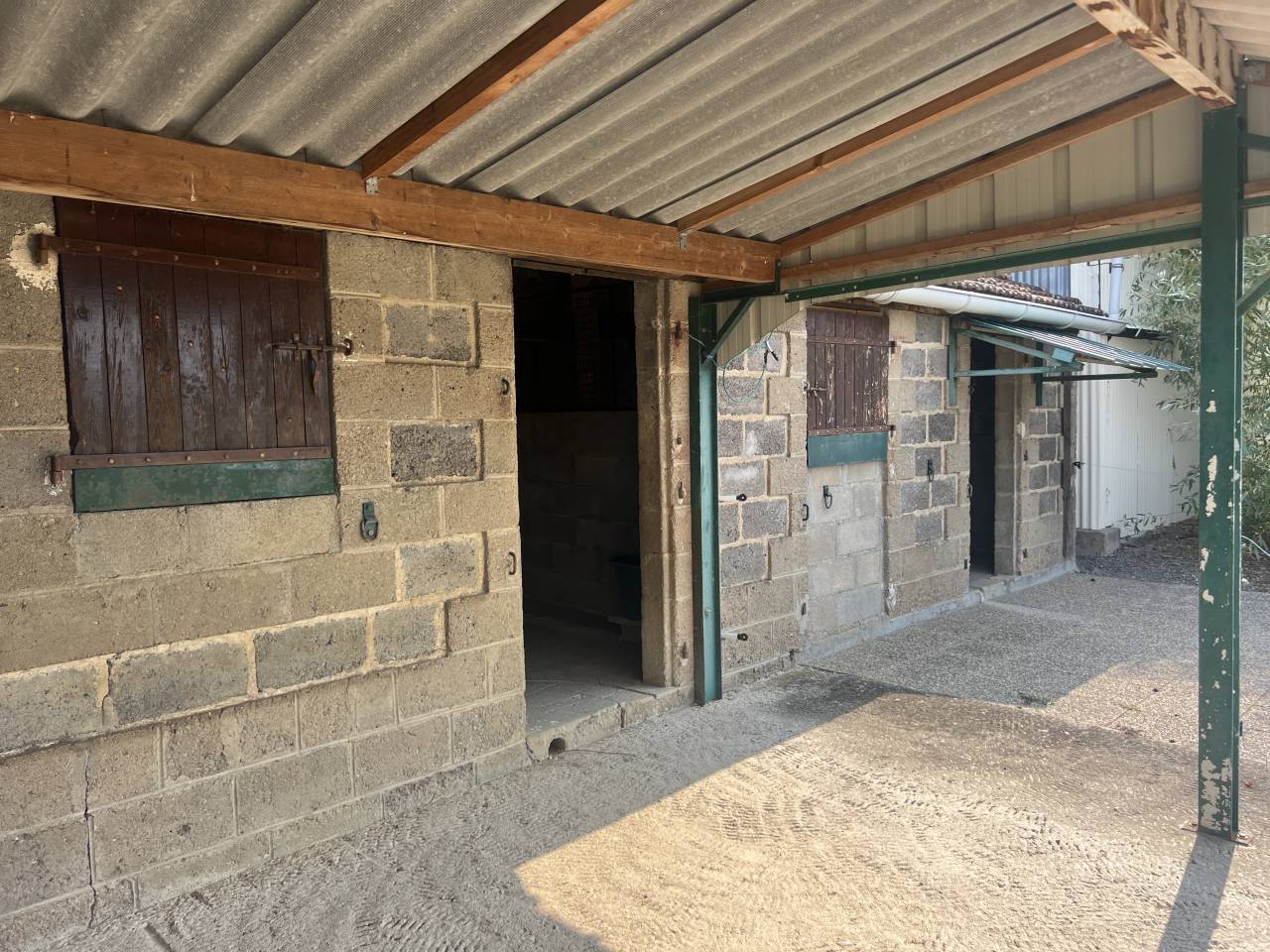 Other country property  Cher