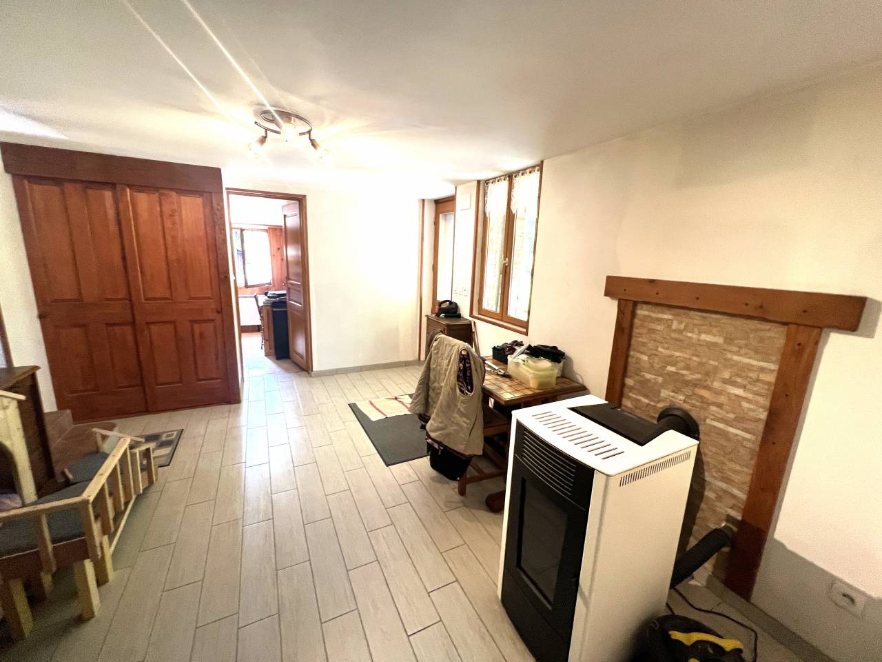 Other country property  Cher