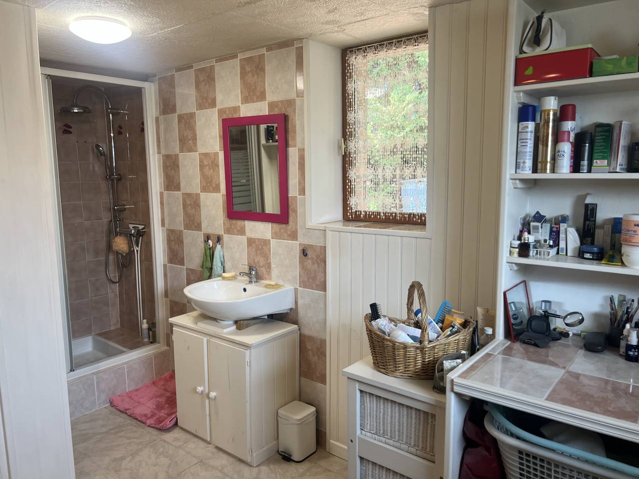 Other country property  Cher