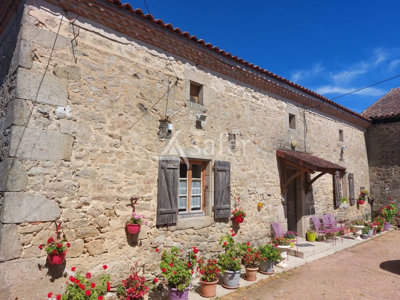Sheep farm  Dordogne