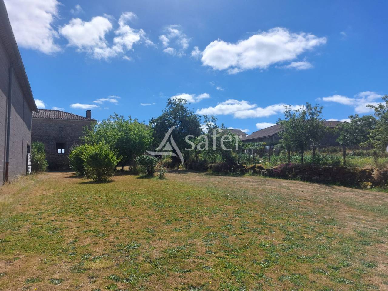 Sheep farm  Dordogne