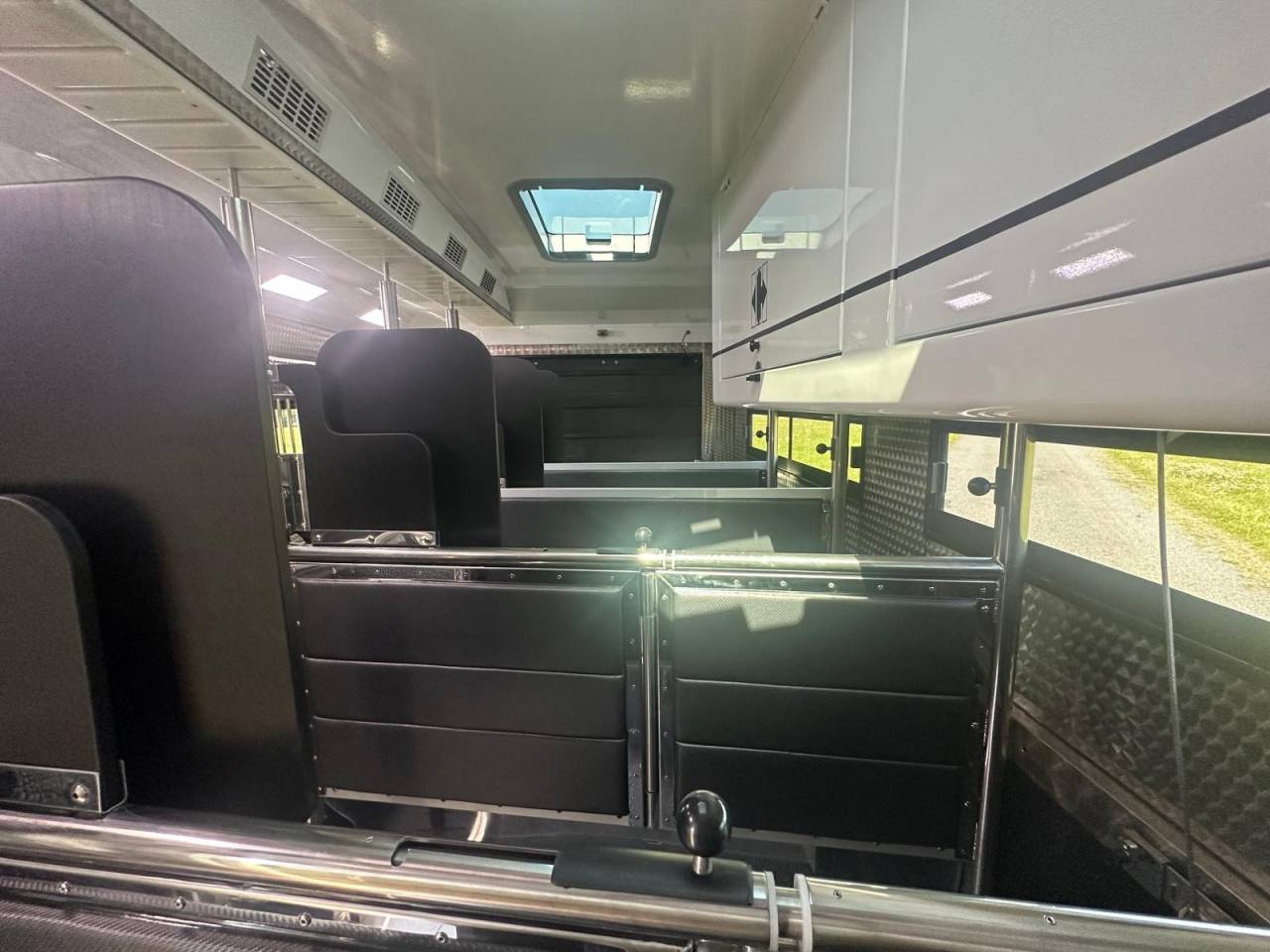 Horsebox NON-HGV Scania SCANIA 320 INterhorse 2025 New