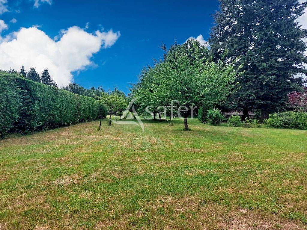 Other country property  Creuse