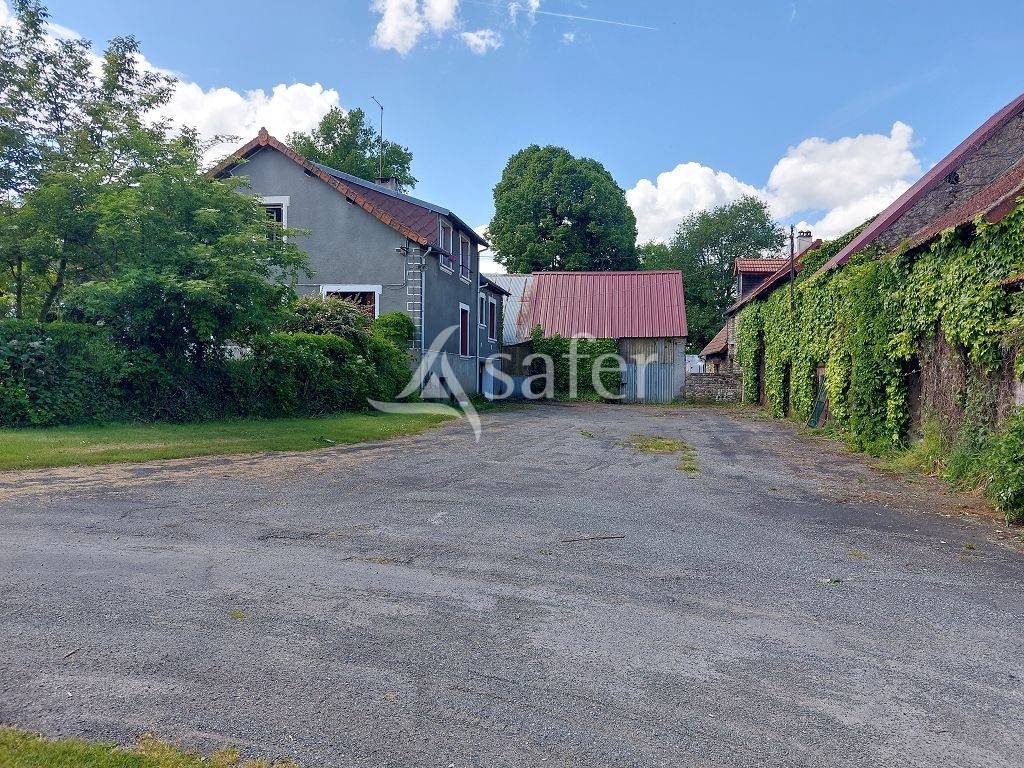 Other country property  Creuse