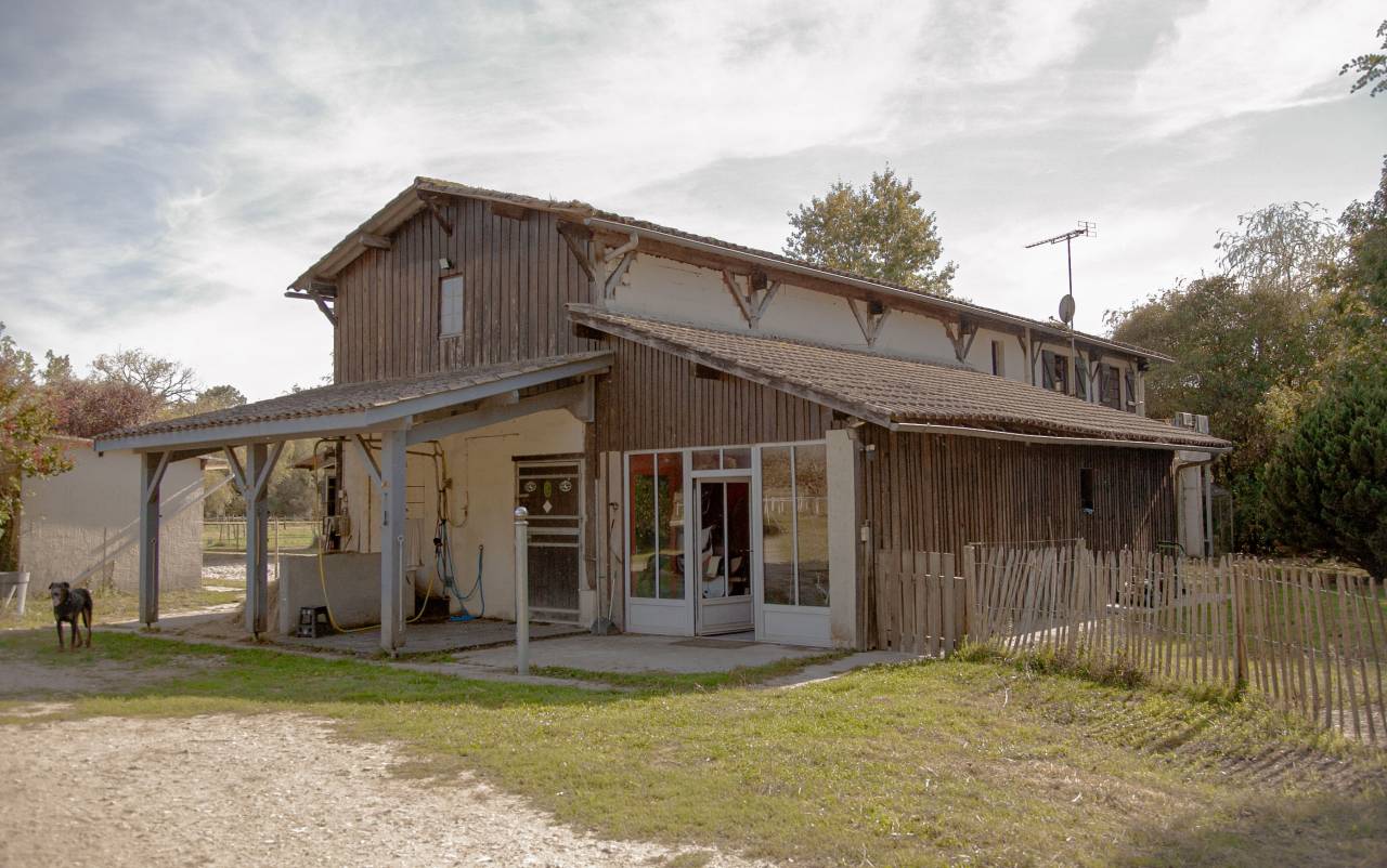 Equestrian property  Gironde