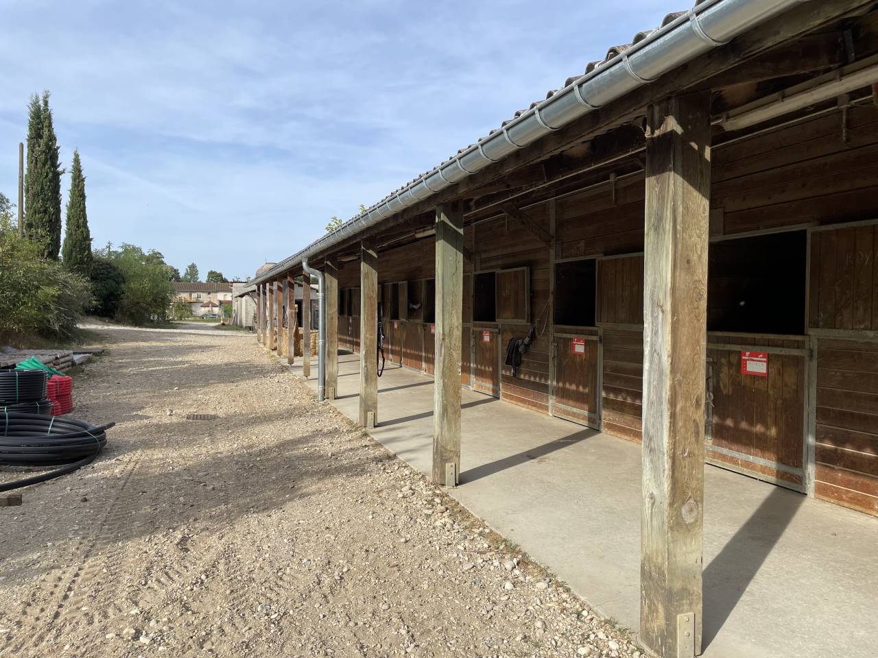 Riding school  Is&egrave;re