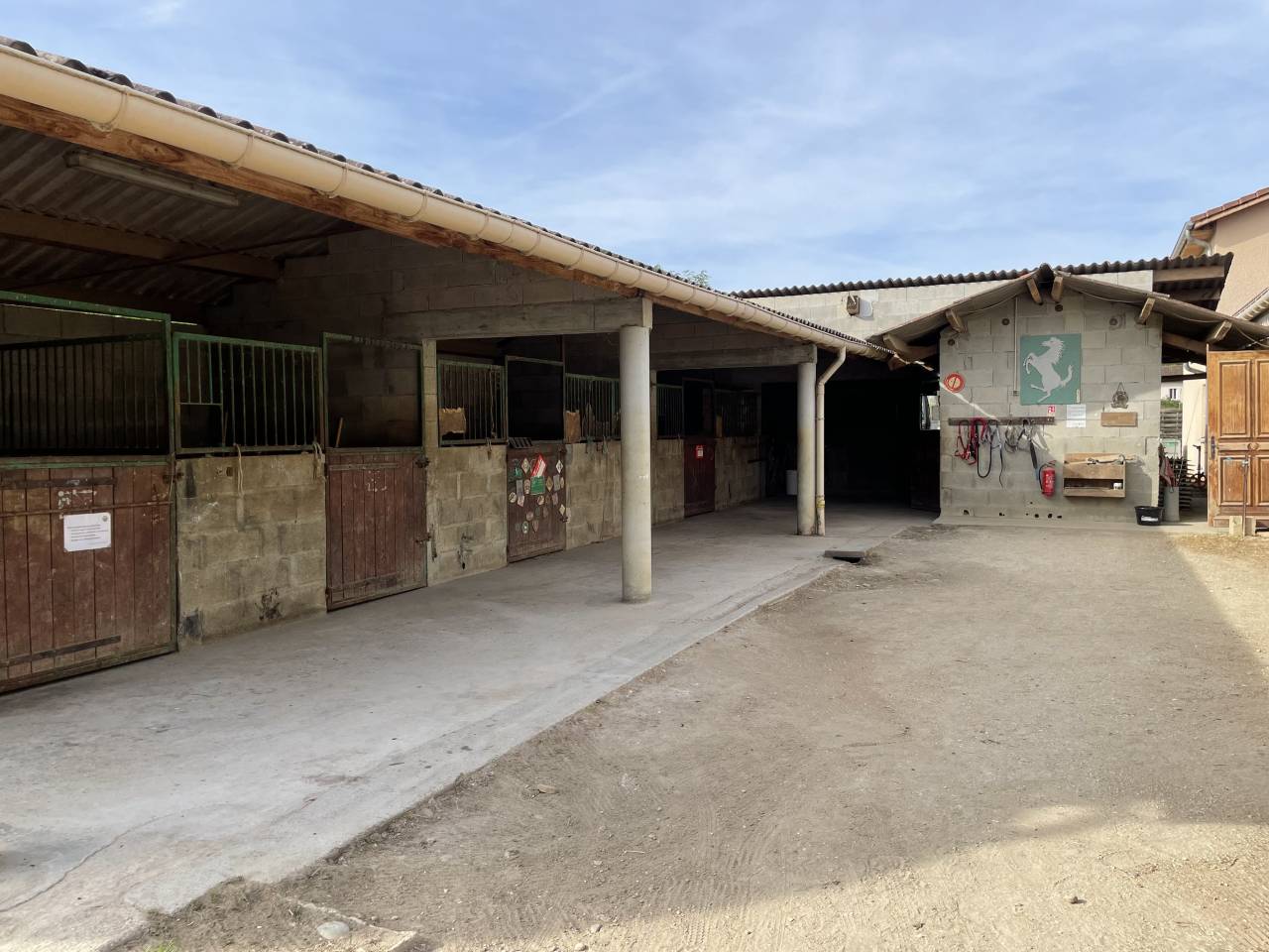 Riding school  Is&egrave;re