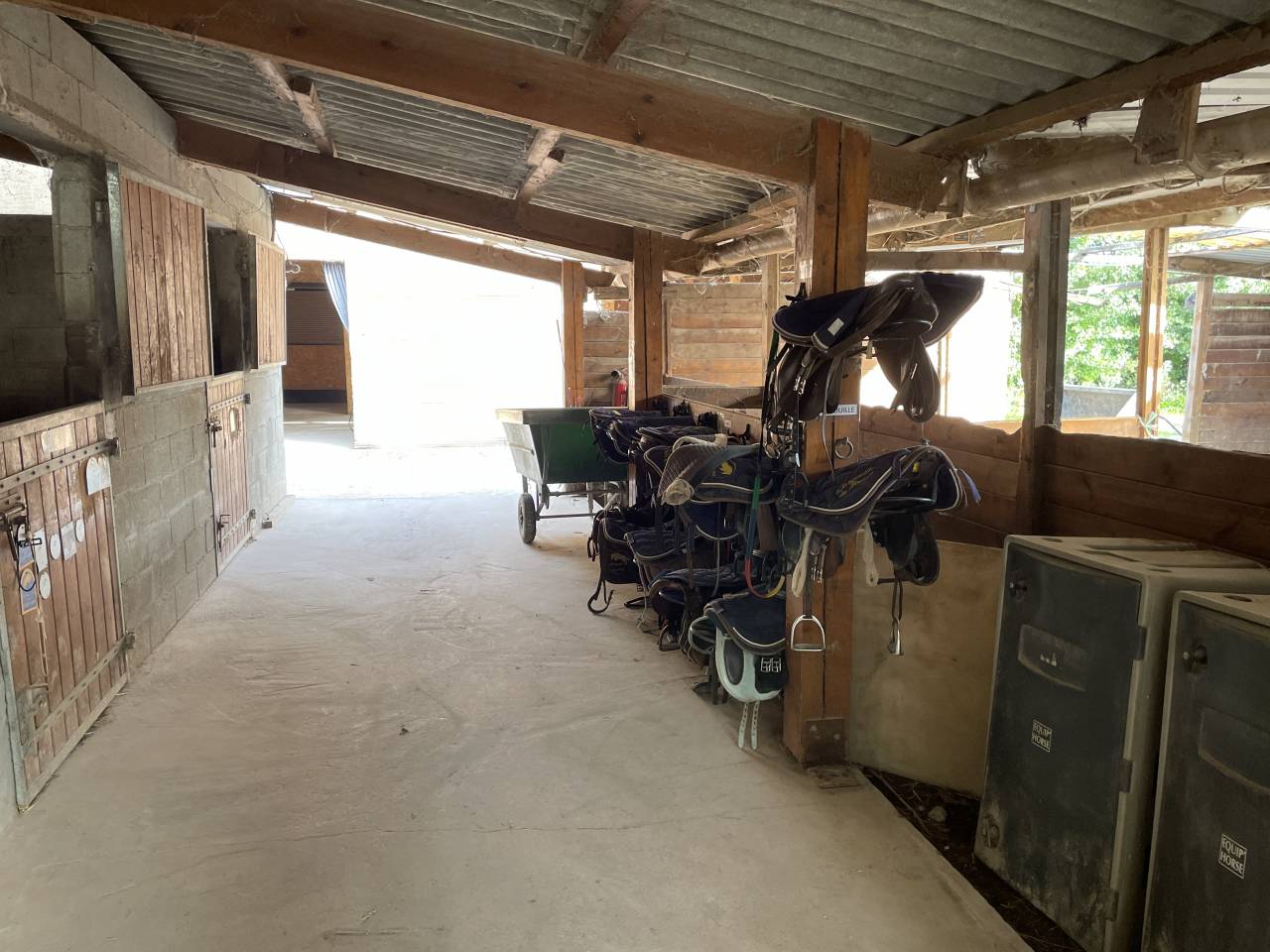 Riding school  Is&egrave;re