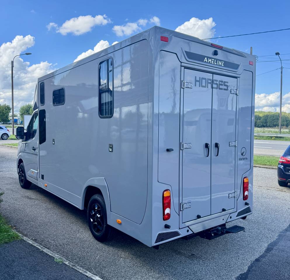 Horsebox HGV Ameline RENAULT MASTER  2025 New