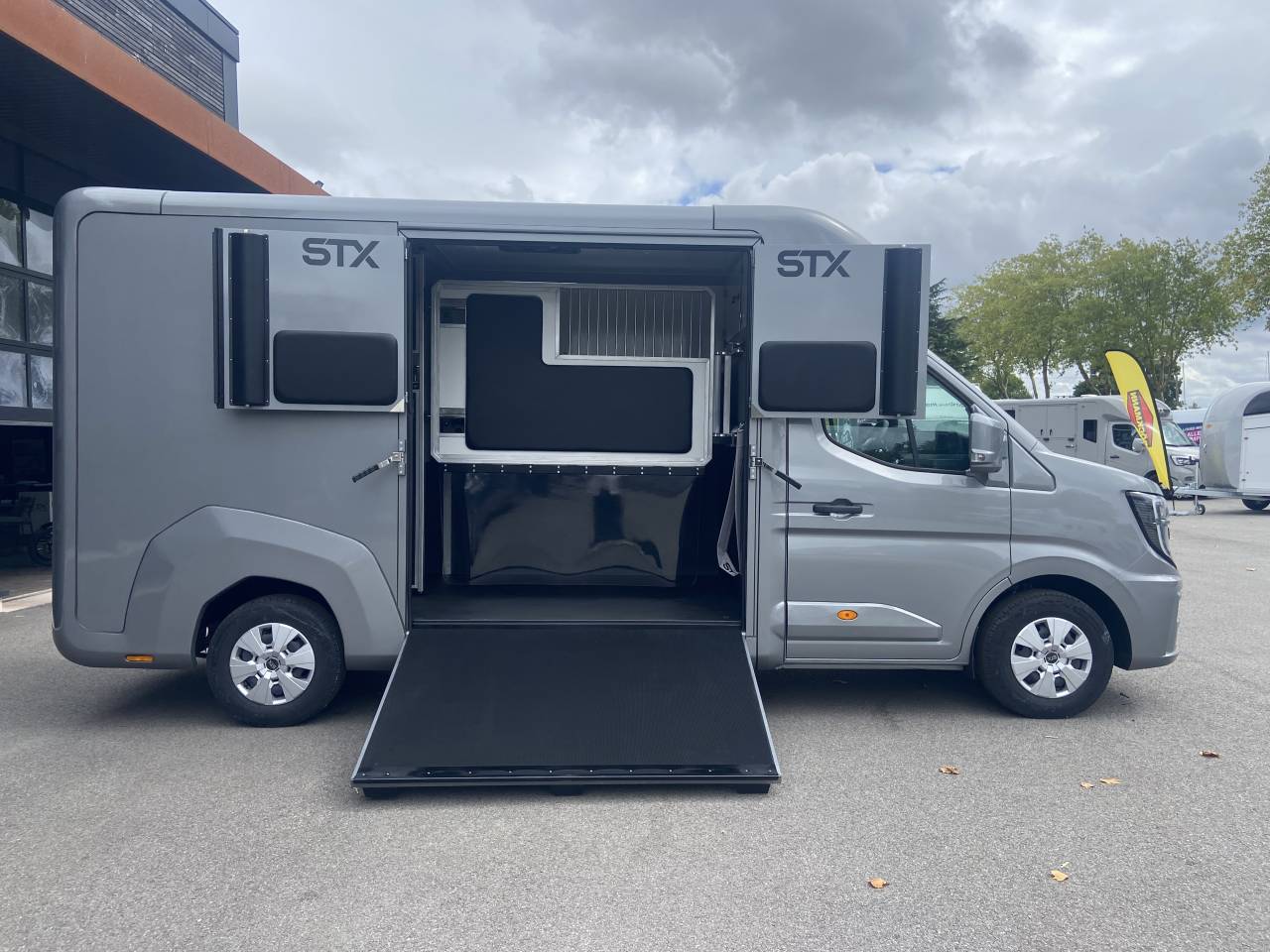 Horsebox HGV STX  2025 New