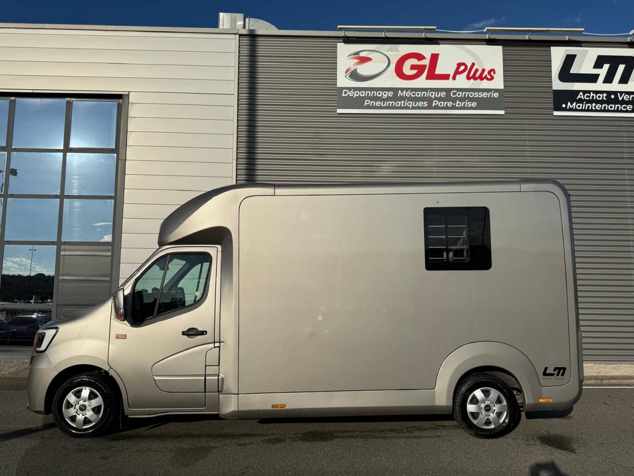 Horsebox HGV STX STX 2021 Used