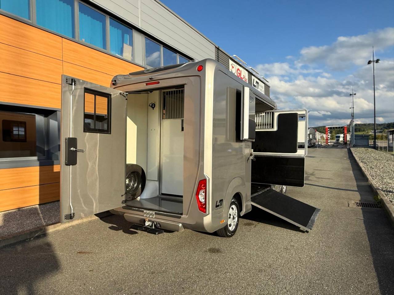 Horsebox HGV STX STX 2021 Used