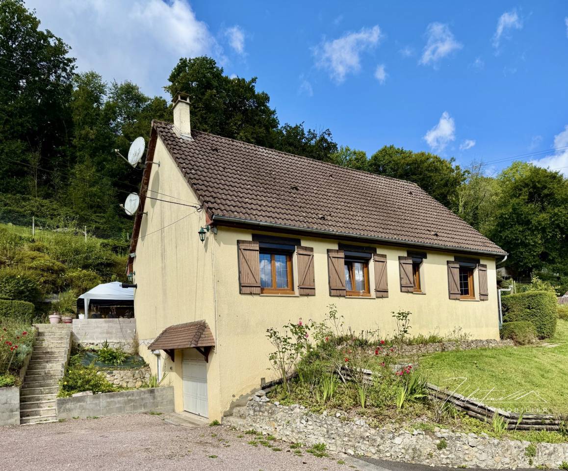 Equestrian property  Calvados