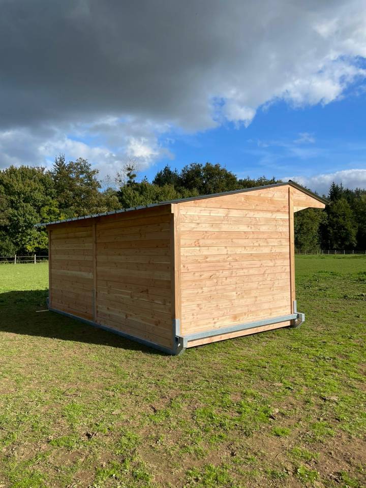 LCI-Cheval | Equestrian facilities > Field shelters