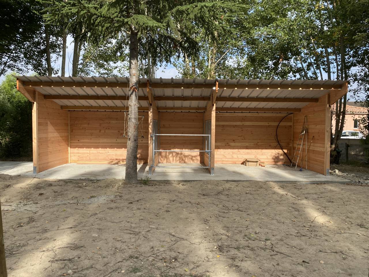 LCI-Cheval | Equestrian facilities > Field shelters