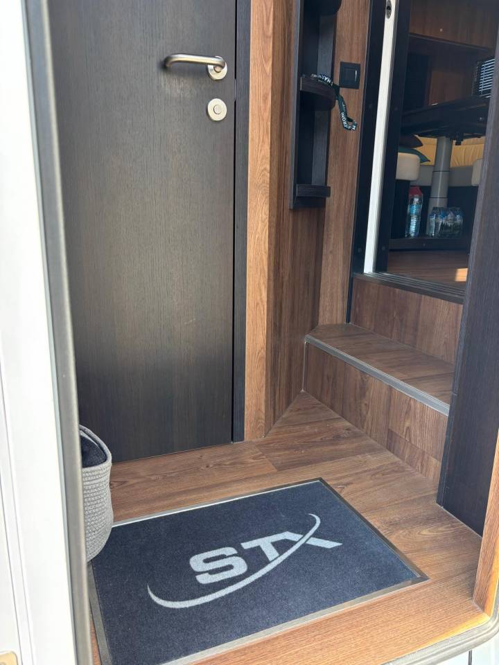 Horsebox NON-HGV Volvo Volvo FH13 540 2023 Used