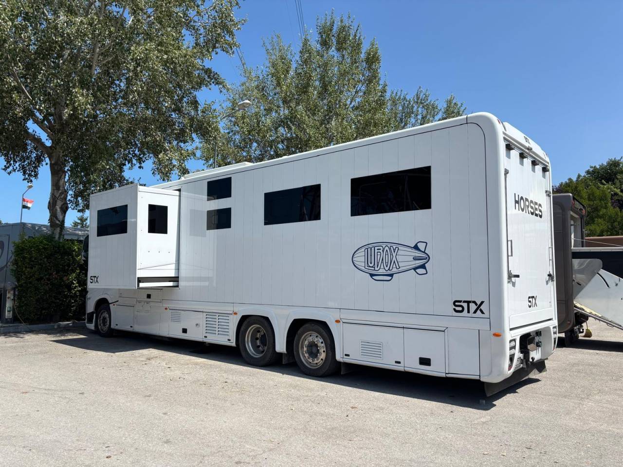 Horsebox NON-HGV Volvo Volvo FH13 540 2023 Used