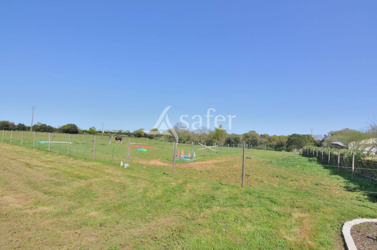 Other country property  Vendée