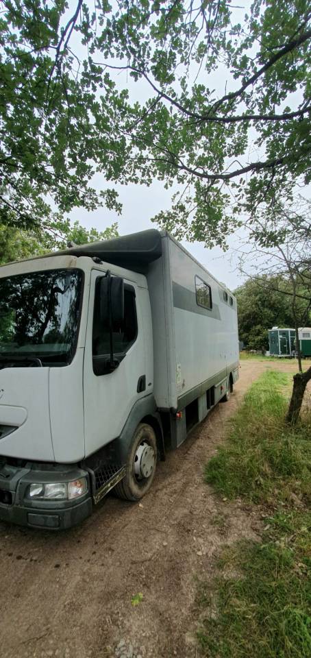 Horsebox NON-HGV Renault  2001 Used