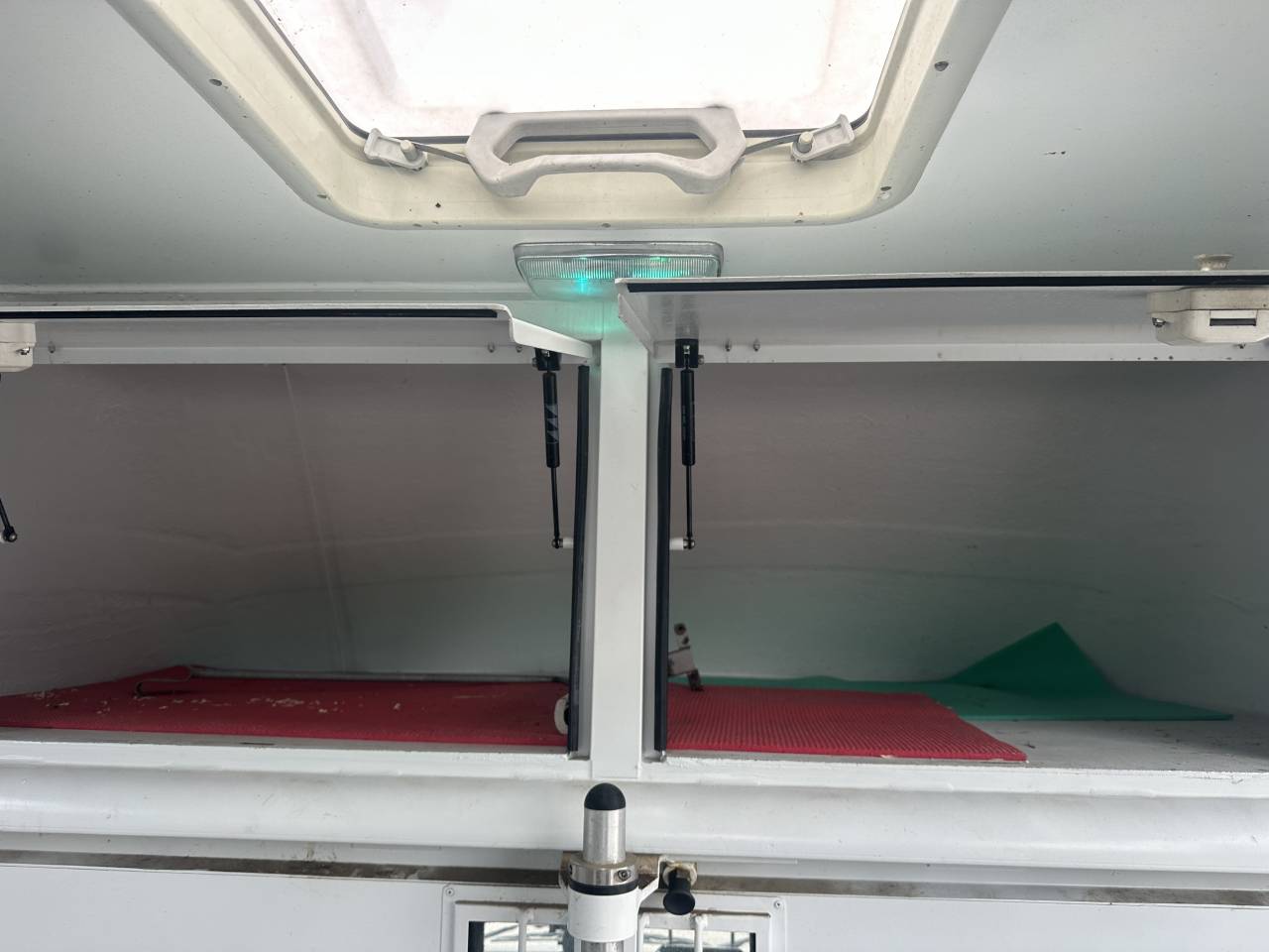 Horsebox HGV Theault Master 2 phase 3  2005 Used