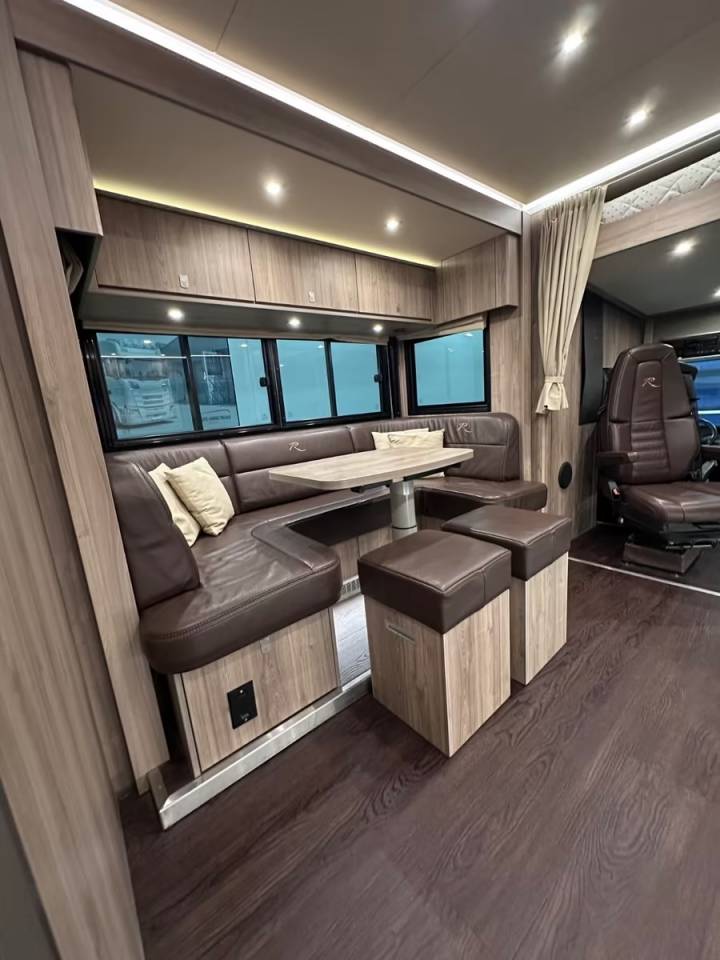 Horsebox NON-HGV Autre marque VOLVO 0 Used