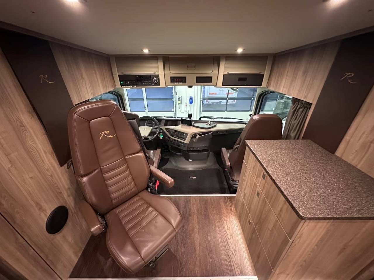 Horsebox NON-HGV Autre marque VOLVO 0 Used