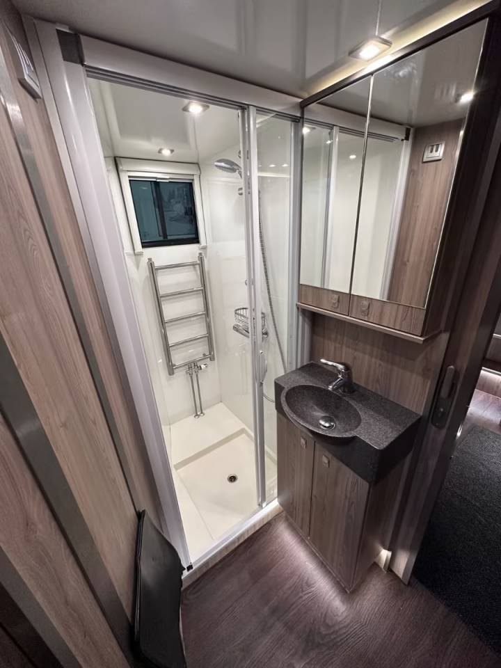 Horsebox NON-HGV Autre marque VOLVO 0 Used