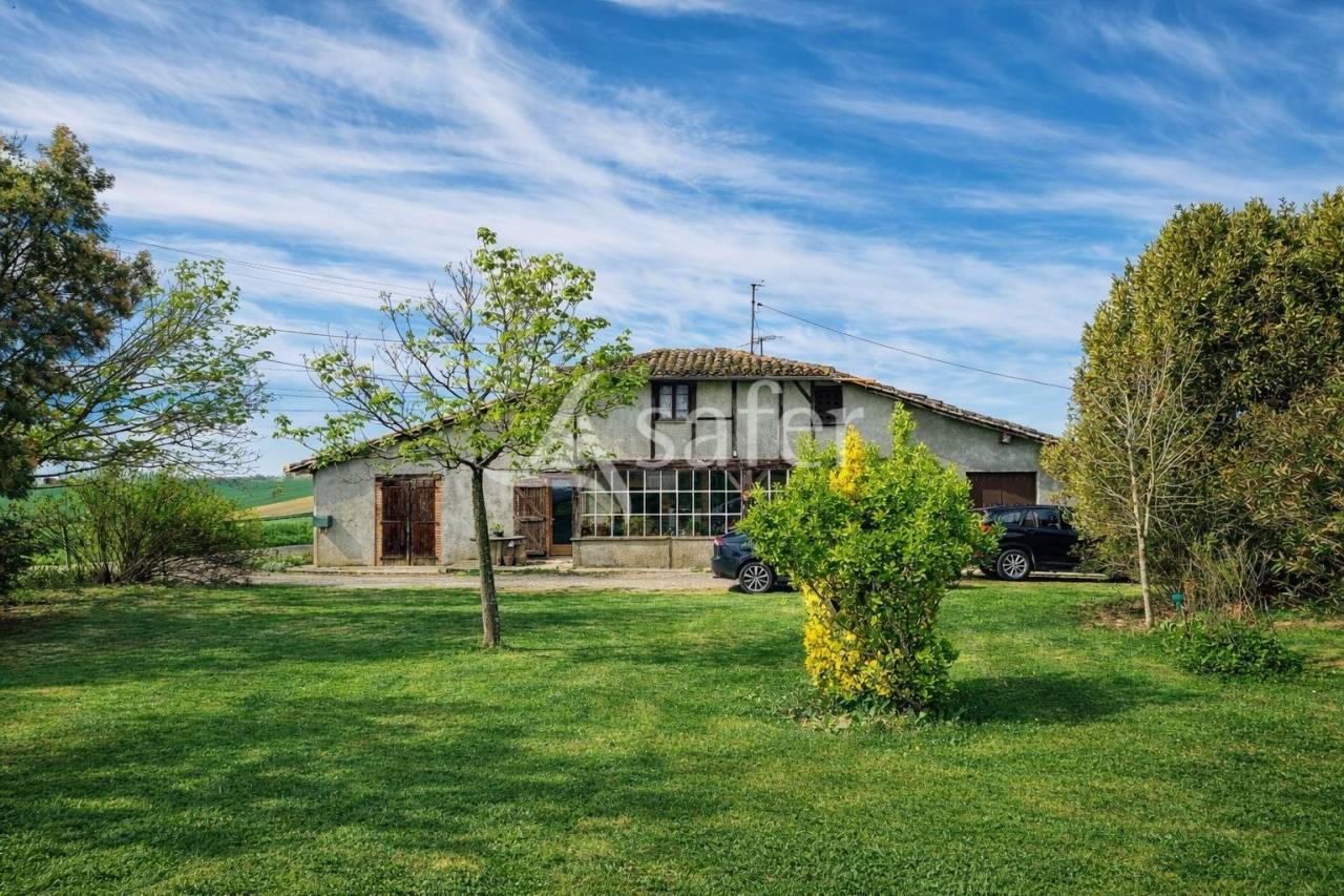 Poultry farm  Tarn-et-Taronne