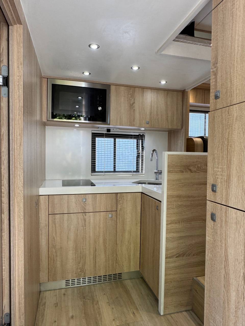 Horsebox NON-HGV STX SCANIA 2014 Used