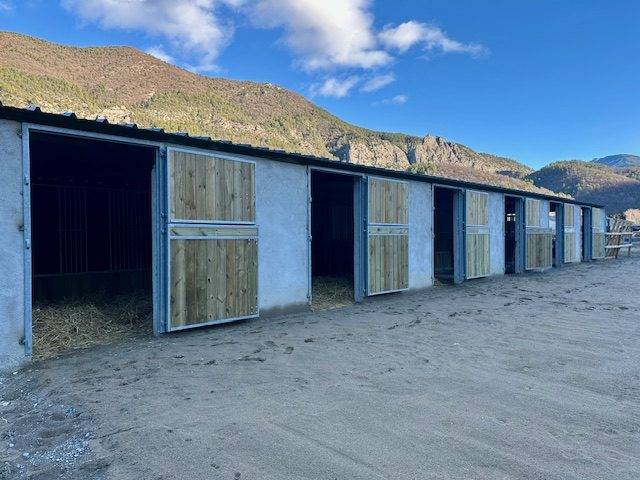 Equestrian property  