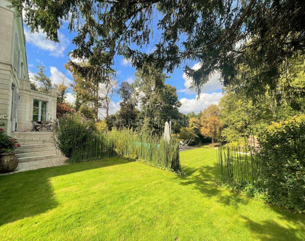 Luxurious equestrian property  Loiret
