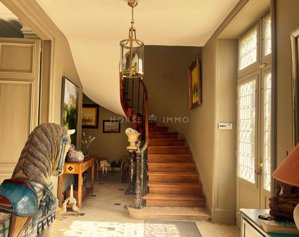 Luxurious equestrian property  Loiret