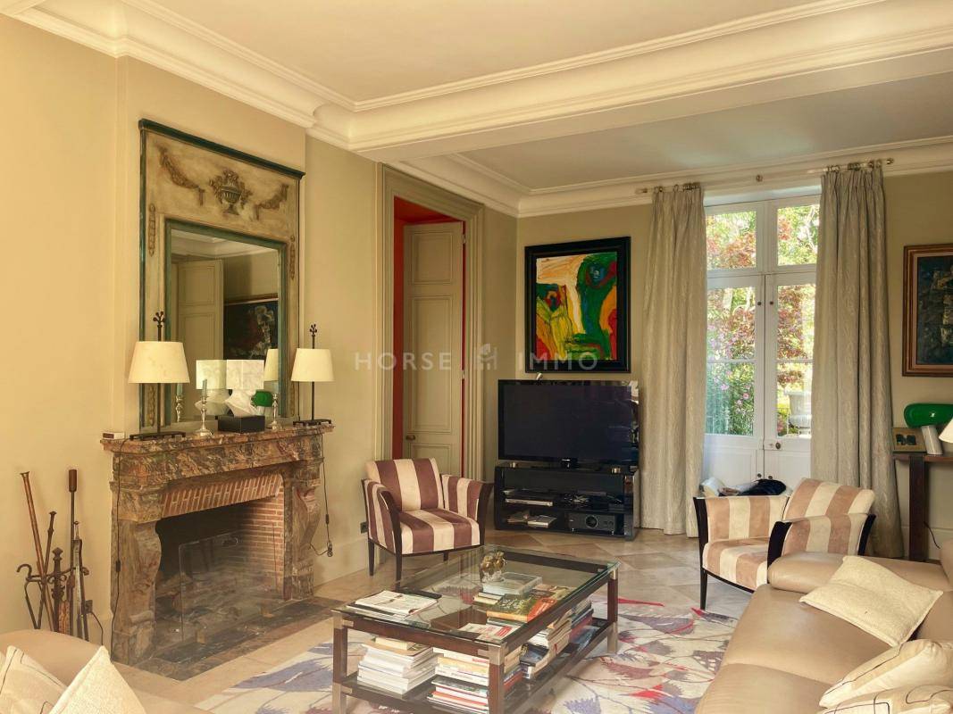 Luxurious equestrian property  Loiret