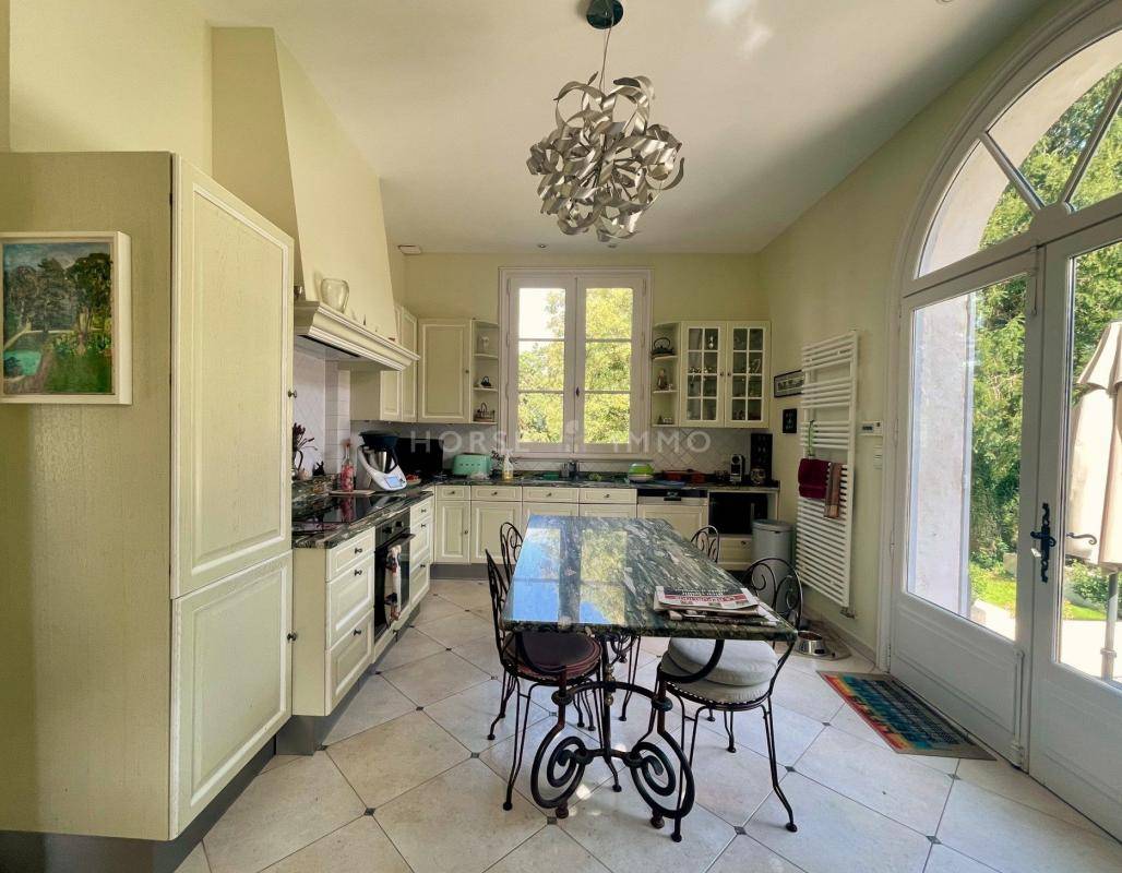 Luxurious equestrian property  Loiret