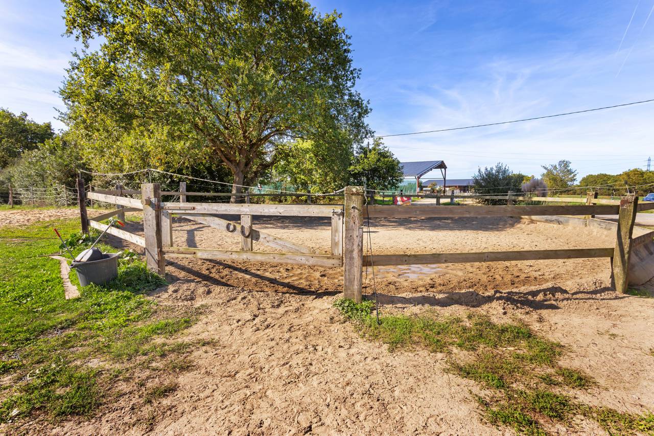 Livery yard  Loire-Atlantique